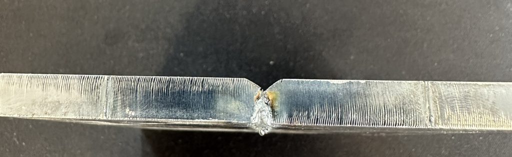V-Naht mit Laserhandschweißen Wurzelklage