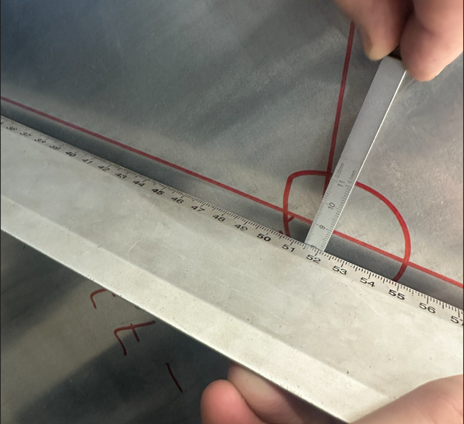 Schweißverzug bei Aluminiumbauteilen thermisch richten